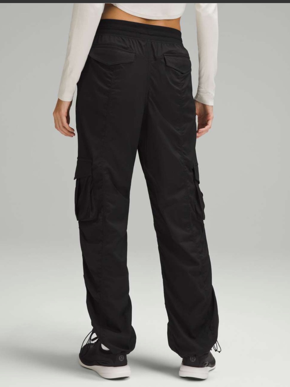 Lululemon Dance Studio Relaxed-Fit
Mid-Rise Black Cargo Pant - Picture 3 of 14